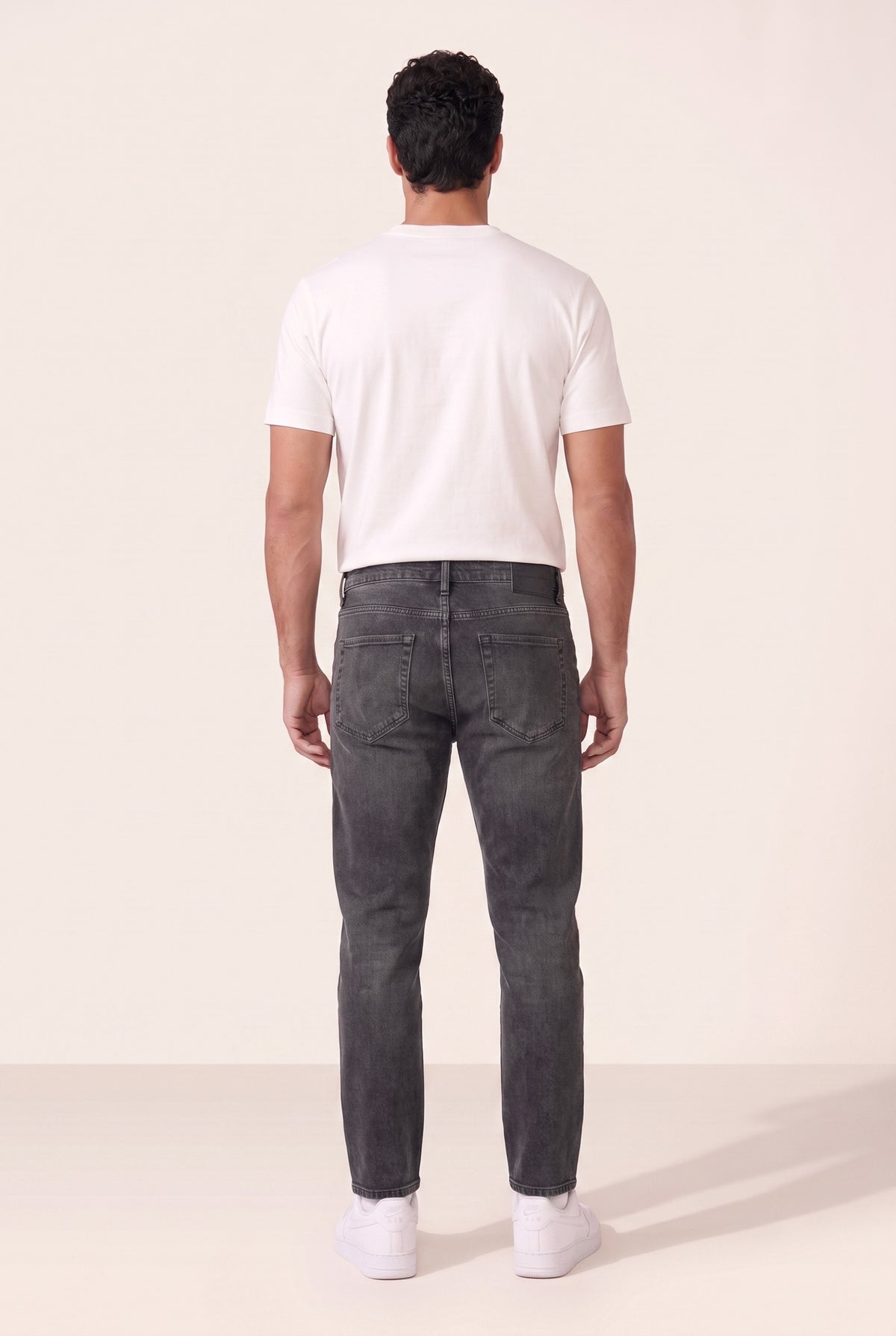 Milano Slim Tapered Jean (5901-F03-1)